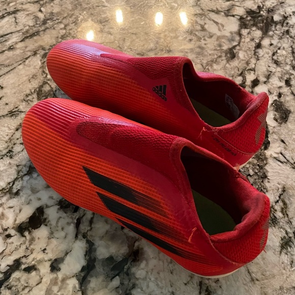 Kids Adidas speedflow .3 laceless cleats. Size 1.5 - Picture 6 of 6